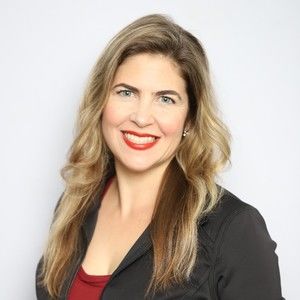 Meet your Posher, Roxana